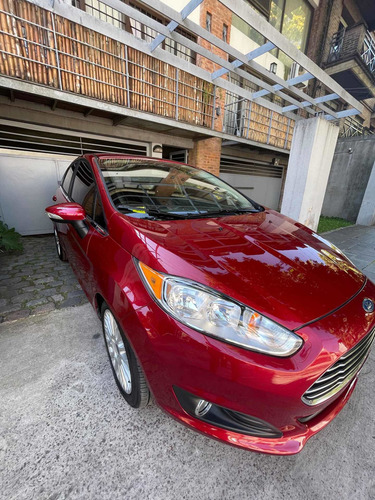 Ford Fiesta Kinetic Design 1.6 Titanium 120cv 2015