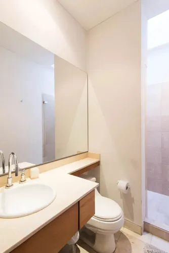 Apartamento En Arriendo En Los Rosales. Cod A22946