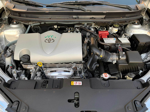 Imagem 8 de 9 de Toyota Yaris 2019 1.5 Xs 16v Cvt 5p