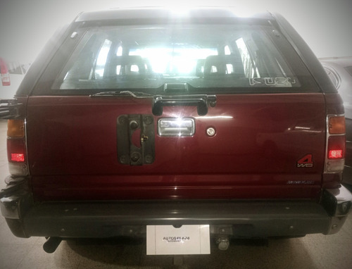Isuzu Rodeo 3.2 Xs V6 4x4