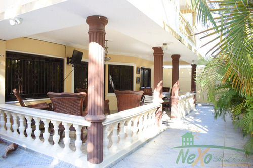 Imagen 10 de 14 de Amplia Casa Con Piscina En Excelente Zona Santiago (trc-146)