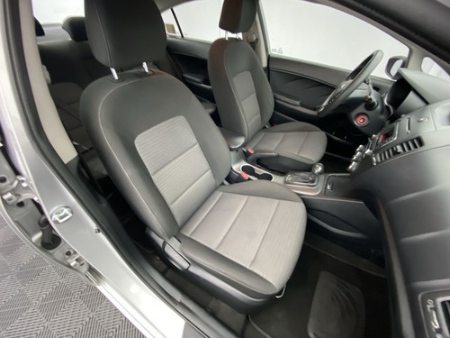 Kia CERATO PRO 1.6 Ex