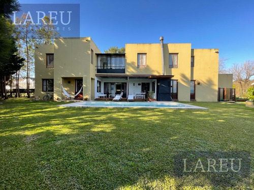Imagen 1 de 28 de Casa En Venta - La Lomada De Pilar