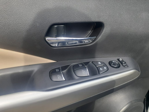 Imagem 12 de 20 de Nissan Kicks