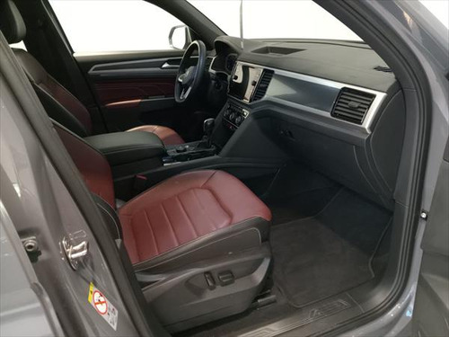 Volkswagen Cross Sport 3.6 Fsi V6 R-Line Auto 4Wd