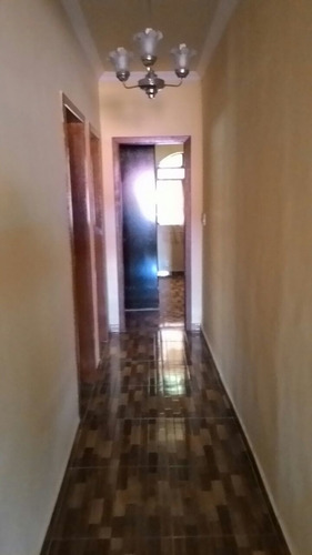 Espaçosa E Aconchegante Casa De 3q Com 2 Pavimentos - 1870
