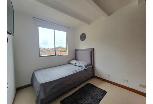 Apartamento En Arriendo En El Poblado, Cómodo Y Bien Ubicado