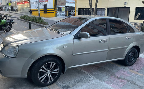 Chevrolet Optra 1.8 Limited Automática