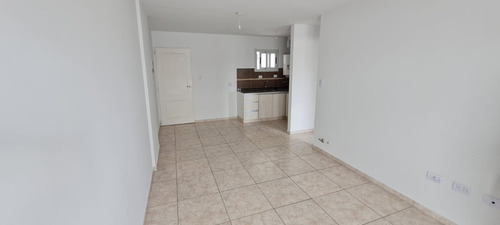 Imagen 3 de 12 de Alberdi - Oportunidad 1 Dormitorio C/balcón - Pileta En Terraza - A Mts Ex Registro Civil