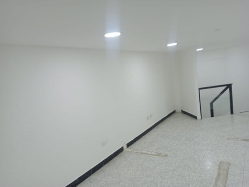 Local Comercial En Venta , En Plaza Loreto , Puebla