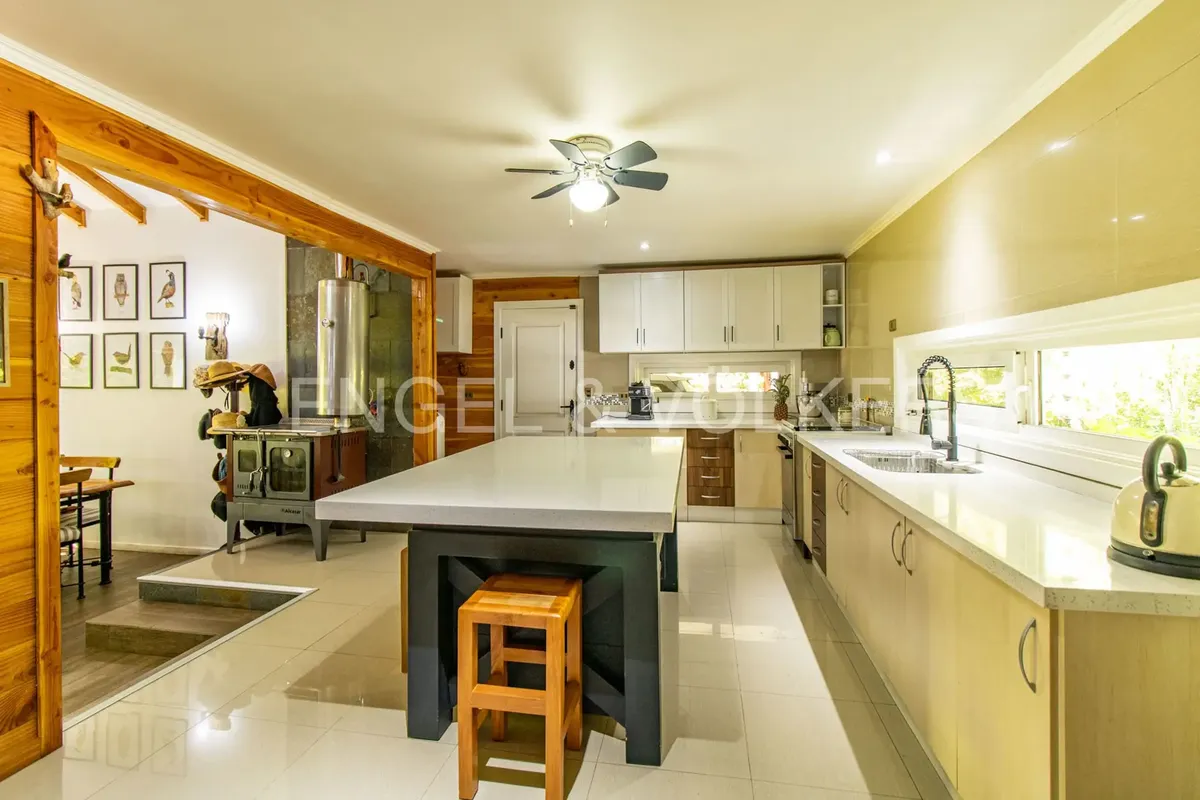 Imagen 5 de 27 de Propiedad Con 2 Casas Y Acceso A Lago Villarrica