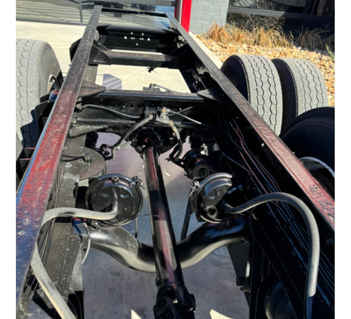 Chasis Con Eje Retractil Kenworth T270 Seminuevo Año 2009