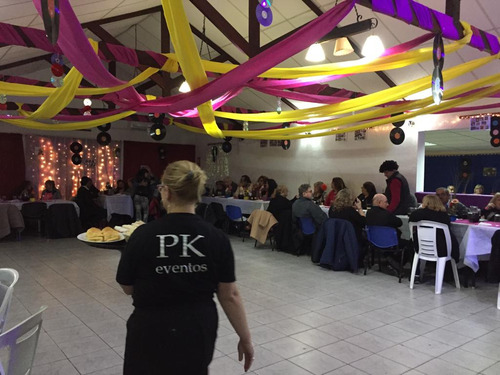 Servicio De Mozos Asadores Catering Alquiler De Vajilla