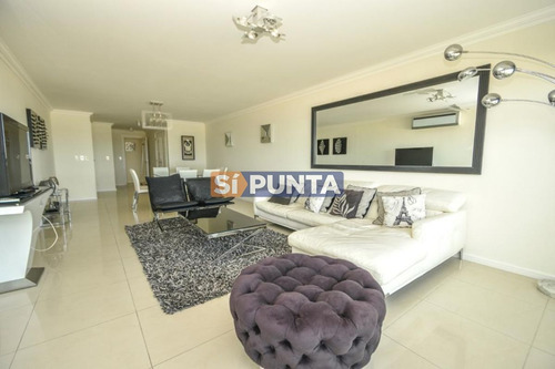 Imagen 7 de 24 de Apartamento En Brava, 3 Dormitorios *
