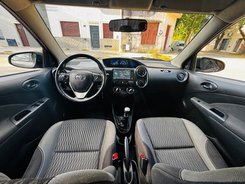 Toyota Etios 1.5 Sedan Xls