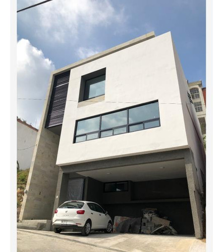 Casa En Venta En Lomas Del Paseo 2 Sector