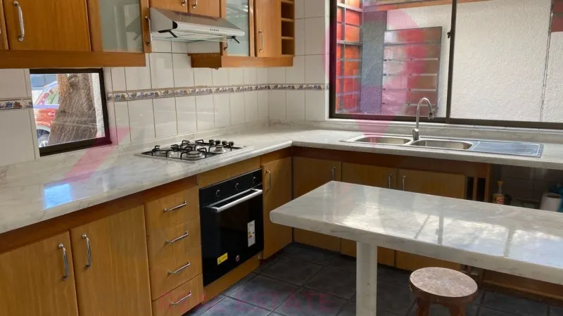 Imagen 5 de 17 de Cómoda E Iluminada Casa En Condominio