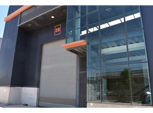 Arriendo Bodega 425,3 M2 + 69,24 M2 De Altillo, Av. La Monta