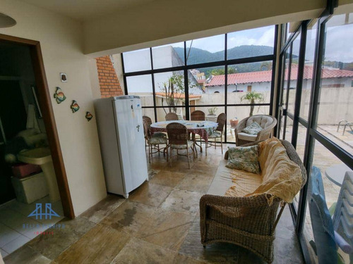 Casa Com 4 Dormitórios À Venda, 200 M² Por R$ 1.190.000,00 - Parque São Jorge - Florianópolis/sc - Ca0361