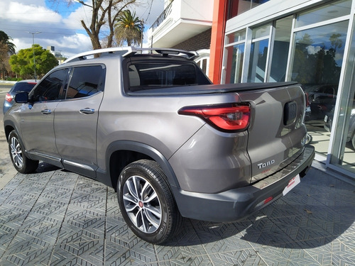 Imagen 3 de 6 de Fiat Toro 2020 2.0 Volcano 4x4 At Pack Premium