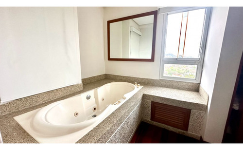 Vendo Apto 223m2 4h/5b/3p Lomas De La Lagunita 2890