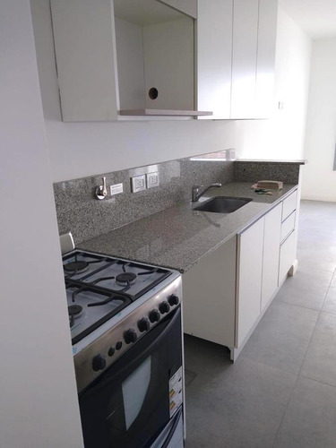 Imagen 2 de 15 de Departamento Monoambiente Divisible A Estrenar