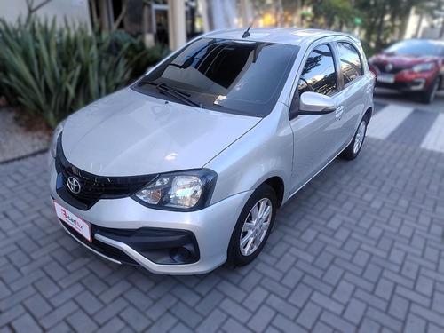 Toyota Etios 1.5 X PLUS 16V FLEX 4P MANUAL
