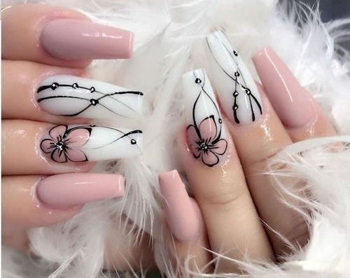 Imagem 3 de 4 de #1 Curso De Decoração De Unhas- Básico Ao Profissional
