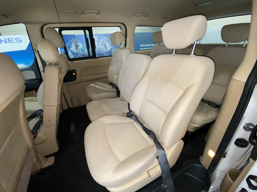 Minibus Hyundai H-1 Lxrv50