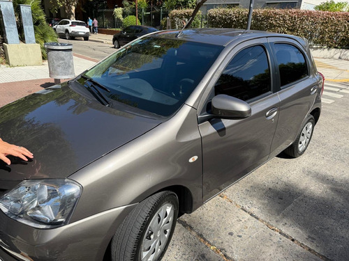 Toyota Etios 1.5 Xs