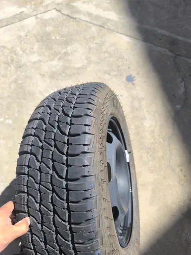Cubierta 215/65/16 Michelinltx Force