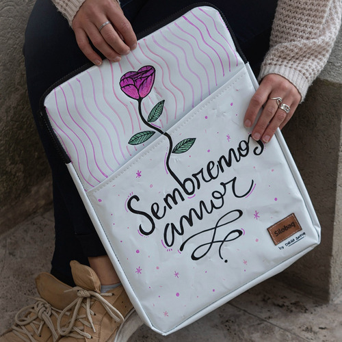 Imagen 5 de 10 de Funda Portanotebook 17 Impermeable Ecológica Reforzada