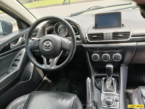 Mazda 3 2.0 Touring
