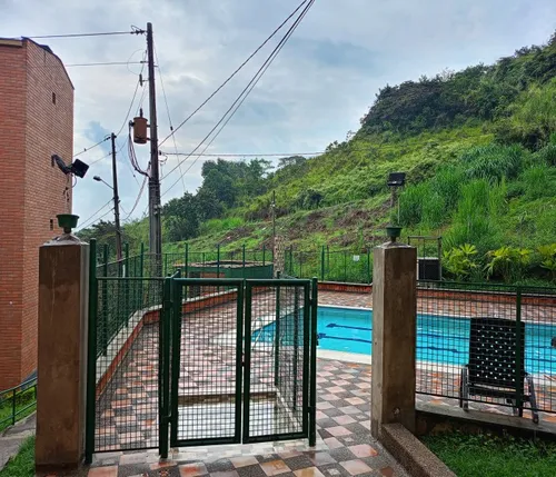 Se Vende Apartaestudio En La Almeria M/l