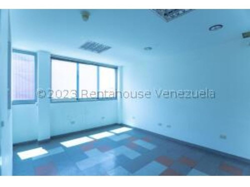 Imagen 2 de 30 de #23-28704 Hermoso Edificio Para Uso Comercial O De Empresa, En Los Ruices