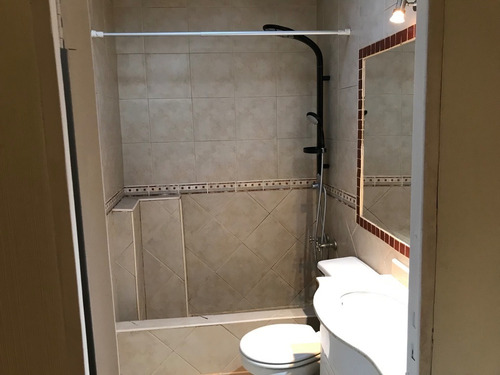 ¡espléndida Y Amplia Casa De 2 Pisos En Venta!