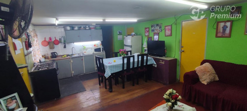 Casa En Venta De 4 Dorm. En Conchalí