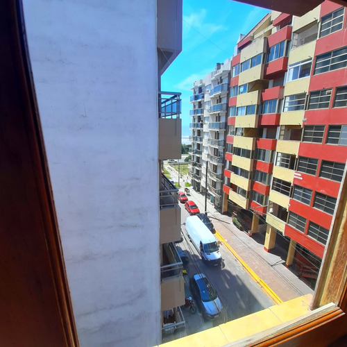 3 Ambientes Con Vista Al Mar, Amueblado, Impecable