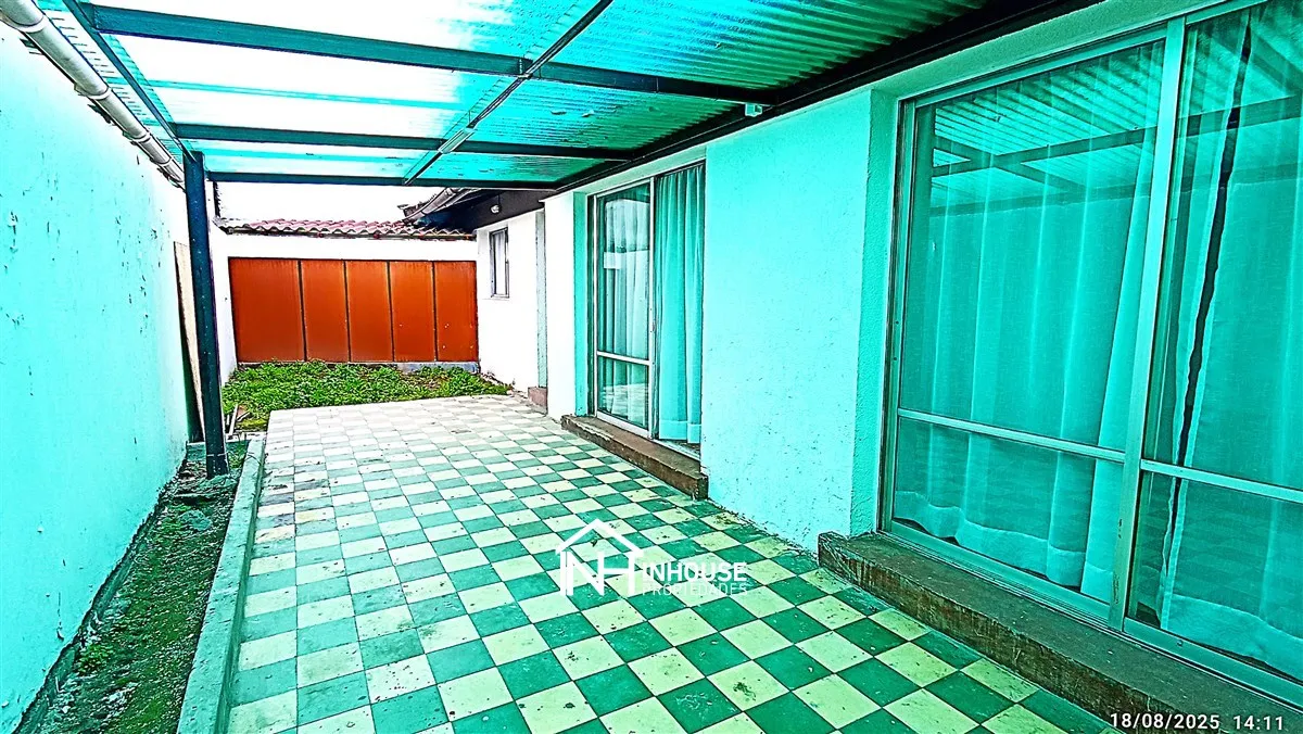 Imagen 4 de 24 de Casa En Venta De 4 Dorm. En Estación Central