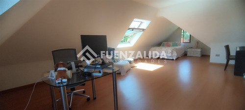Casa 6d 4b - 307 M2 - Sector Las Pircas Peñalolén