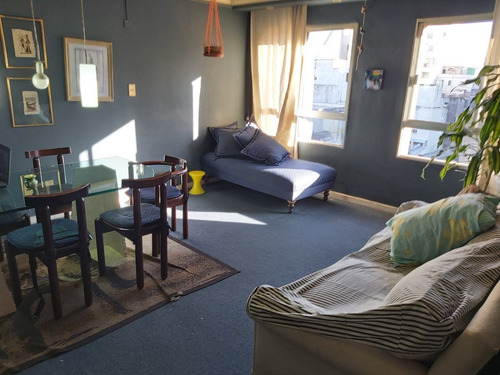 Imagen 5 de 18 de Muy Acogedor Apartamento Al Frente En Piso Alto. Con Balcón En Doble Orientación Este Y Sur Oeste