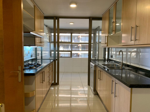 Escuela Militar, Barrio El Golf, Amplio, Clasico, Amenities