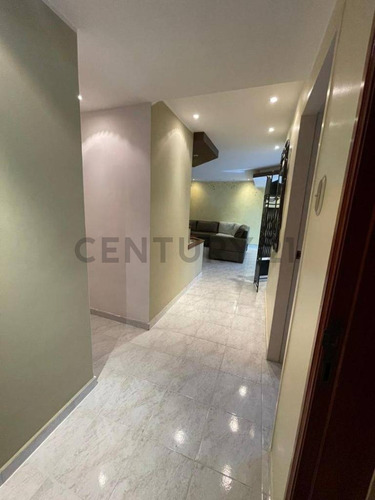 Venta De Apartamento Urb. Prebo Resid. San Andrés Vi