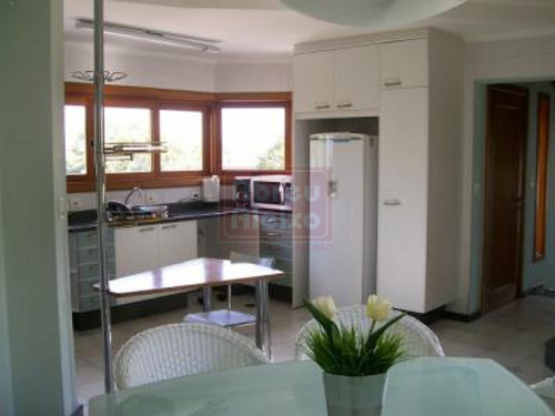 Imagem 10 de 22 de Condominio Arujazinho - Ampla Casa Com 4 Suites + 5 Vagas - 370