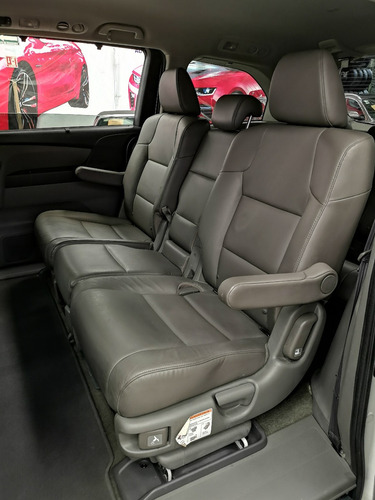 Imagen 8 de 15 de Honda Odyssey Exl 2015