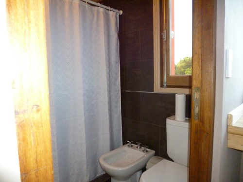 Imagen 6 de 14 de 2 Cabañas De 2 Amb En Calle 29 Y Viña Del Mar - Las Gaviotas