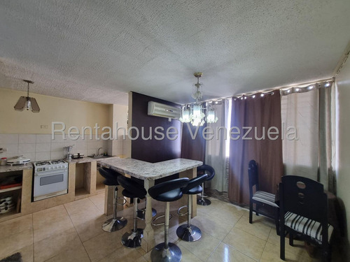 Apartamento En Alquiler En Bosque Alto Maracay 25-17715 Irrr