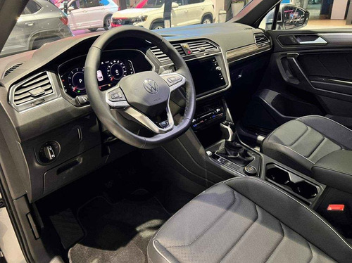 Tiguan R Line 2.0 2024 10 Aniversario