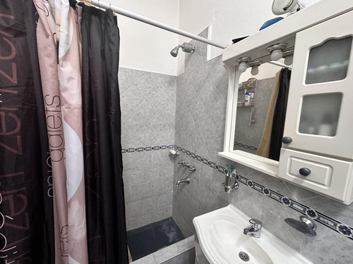 Venta De Casa En Ph 3 Ambientes En Morón Con Cochera Cubierta - Apto Crédito Hipotecario