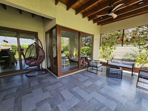 Arriendo En Santa Elena Cercano A Chicuro 3d Y 3b